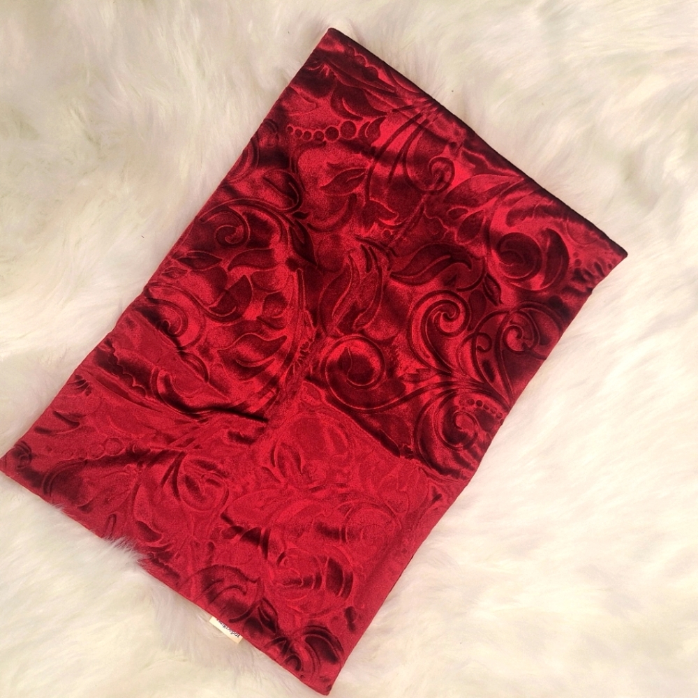 Pillow cover- Deep red- 12x18- New